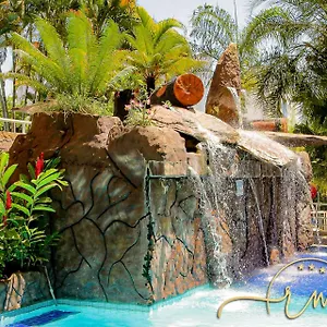 Ecologic Park Rm Hopesdagem Casa de Férias Caldas Novas